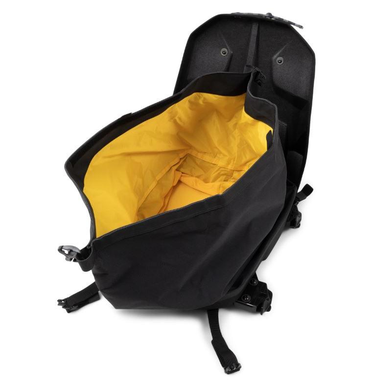 ski-doo/スキードゥ LinQ スリム防水トンネル バッグ - 26 L(REV ski-doo/スキードゥ LinQ スリム防水トンネル バッグ - 26 L(REV