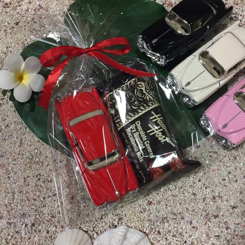 495円 上等な バレンタインギフト キャデラック ダイキャストミニカー1953 Cadillac Series 62 Coupe チョコバーセット