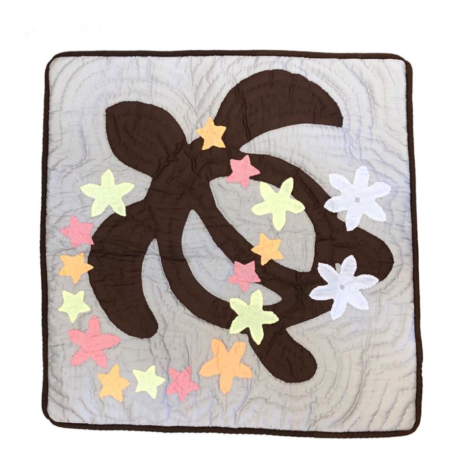 ハワイアンキルト クッションカバー グレーホヌ 45×45 完成品