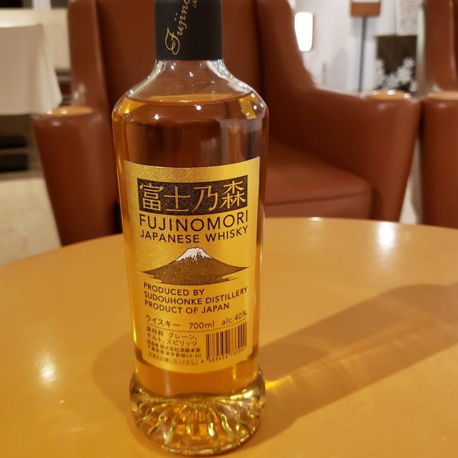 ギフト用 ウイスキー 富士乃森 700ml 箱 紙袋付き アルコール40 ギフト用 ウイスキー 富士乃森 700ml 箱 紙袋付き アルコール40