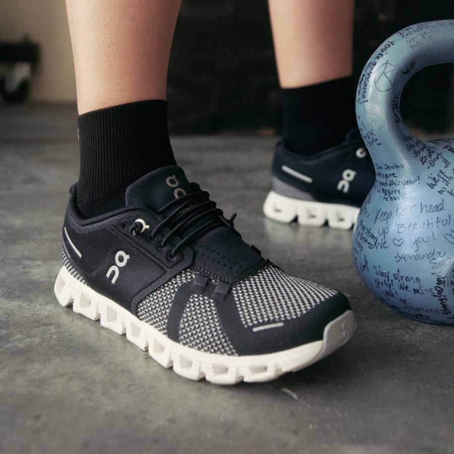 メンズ　On ブラックスニーカー　Cloud5 メガロスオンラインショップ【メンズ】Cloud5 ブラックホワイト