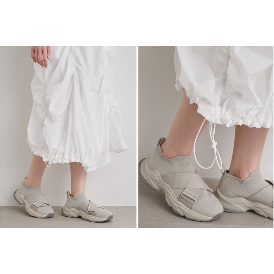 emmi エミ emmi emmi atelier 撥水変形シャーリングスカート