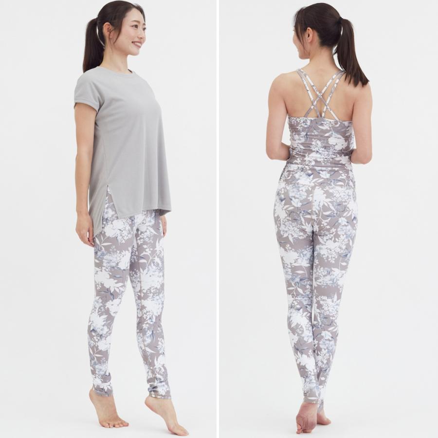 Julier（ジュリエ） Julier ClearFlowerプリントレギンス レディース