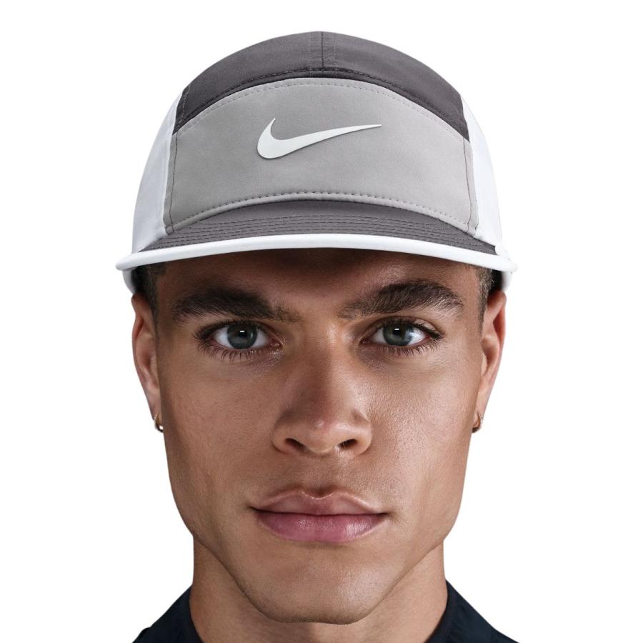 NIKE（ナイキ） NIKE Dri-FIT フライ アンストラクチャード スウッシュ