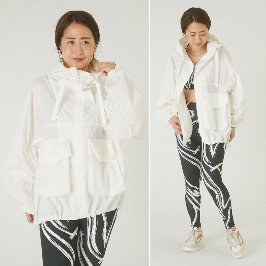 emmi エミ yoga ギャザーディテールビックブルゾン レディース