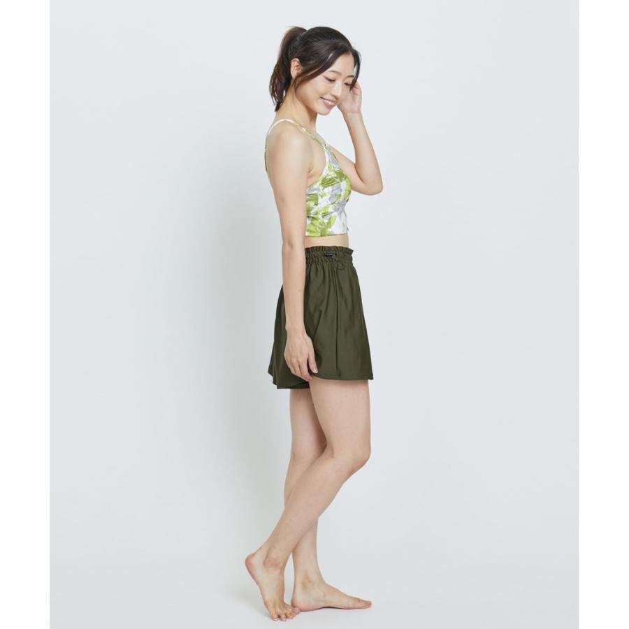 Julier（ジュリエ） Julier ribbon flowerプリントショートトップス