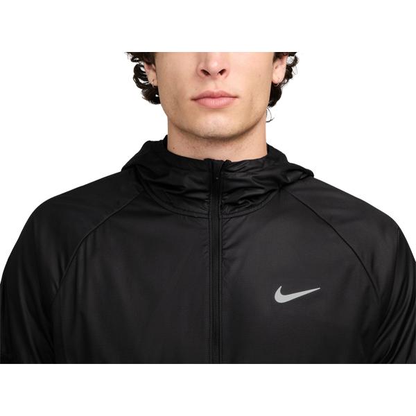 ナイキ(NIKE)(メンズ)ジャケット ランニング ブラック 黒 ナイキ(NIKE)(メンズ)ジャケット ランニング ブラック 黒
