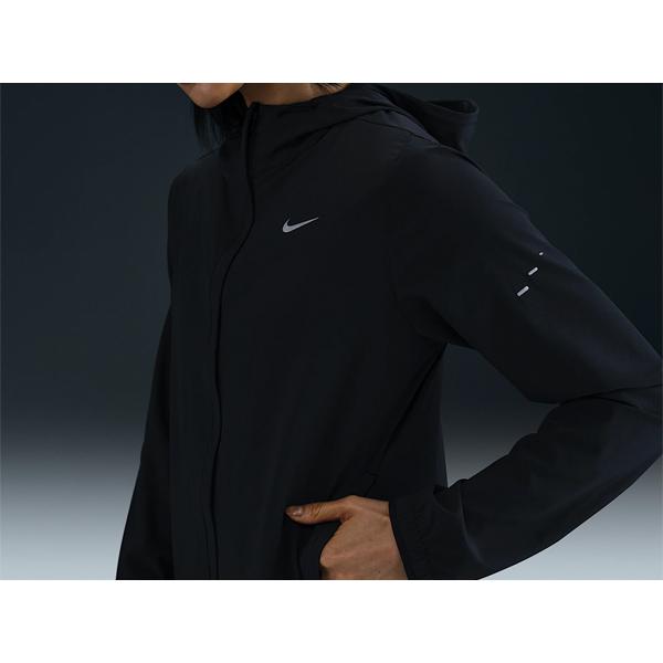 新品未使用✨ナイキ　フルジップ　ジャケット　ランニング　レディース　黒 554 M】新品 ナイキ NIKE レディース ラン スウッシュ ジャケット DRI-FIT