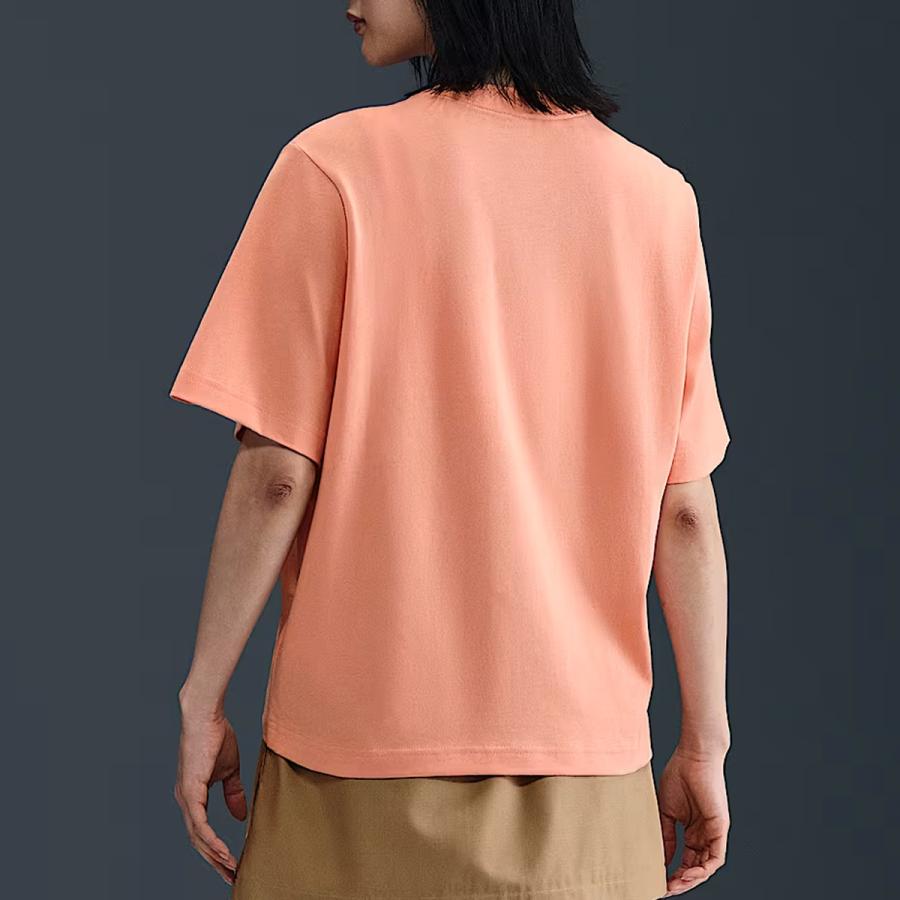 NIKE（ナイキ） スポーツウェア ルーズ ショートスリーブ グラフィック