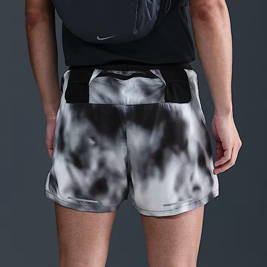 Nike DRI-FIT ADV ランニングショーツ L黒 Nike DRI-FIT ADV ランニングショーツ L黒