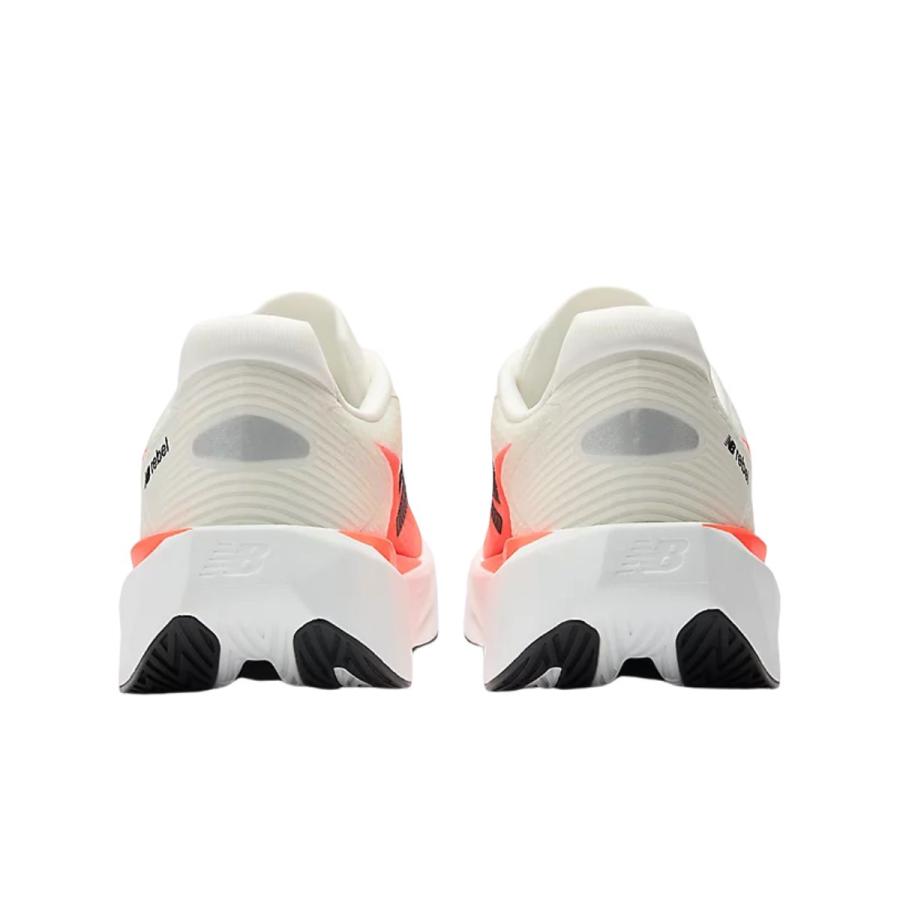 New Balance（ニューバランス） NEW BALANCE FuelCell Rebel v5