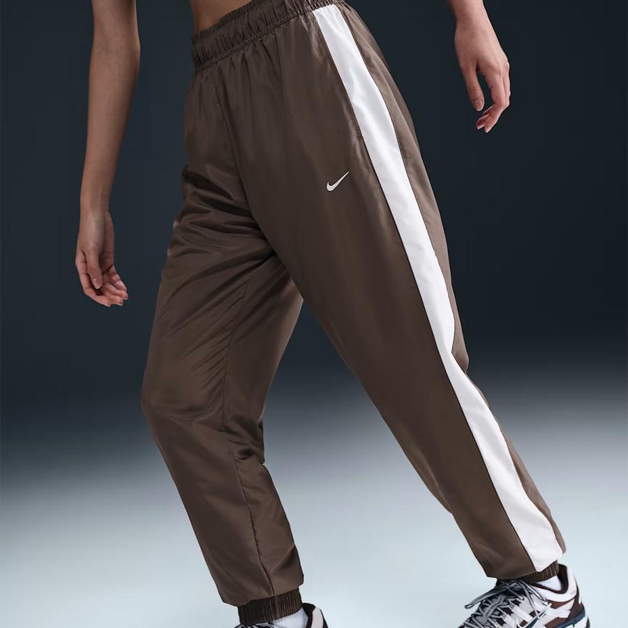 NIKE（ナイキ） スポーツウェア クラシック ウーブン UV ミッドライズ
