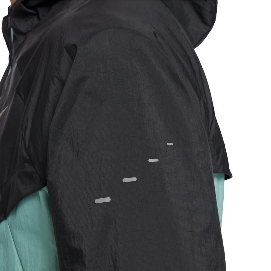 美品】NIKE ストライド レペルUV ランニングジャケット L ブラック軽量 NIKE（ナイキ） ストライド レペル UV ランニングジャケット メンズ
