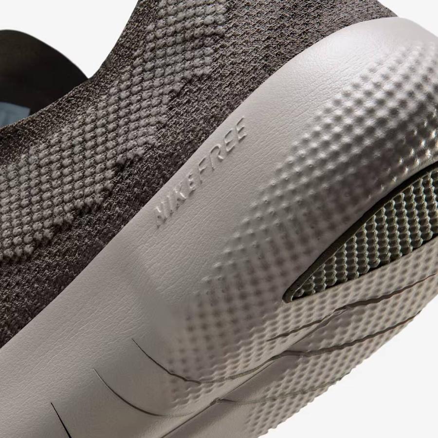 NIKE（ナイキ） NIKE FREE 2025 フリー 2025 メンズ グレー スポーツ