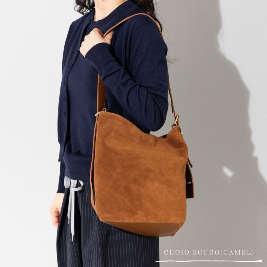 レディース 【極美品】オウレンティ ショルダーバッグ オールレザー