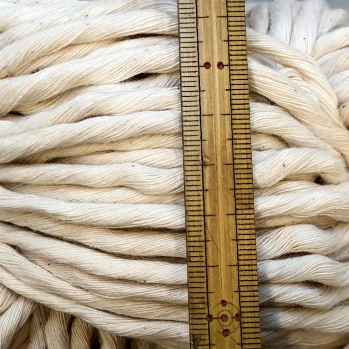 メール便可 結束糸 10/75 1カセ 約300g 染色素材 かせ糸