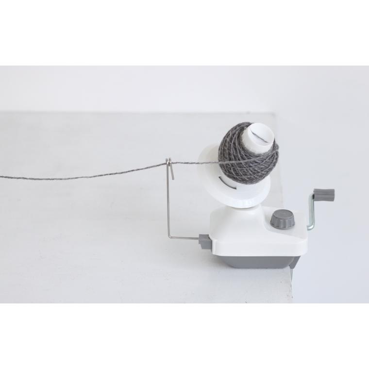 DARUMA 糸巻器 YARN BALL WINDER 説明書(日本語・英語)付 玉巻器 DARUMA 糸巻器 YARN BALL WINDER 説明書(日本語・英語)付 玉巻器