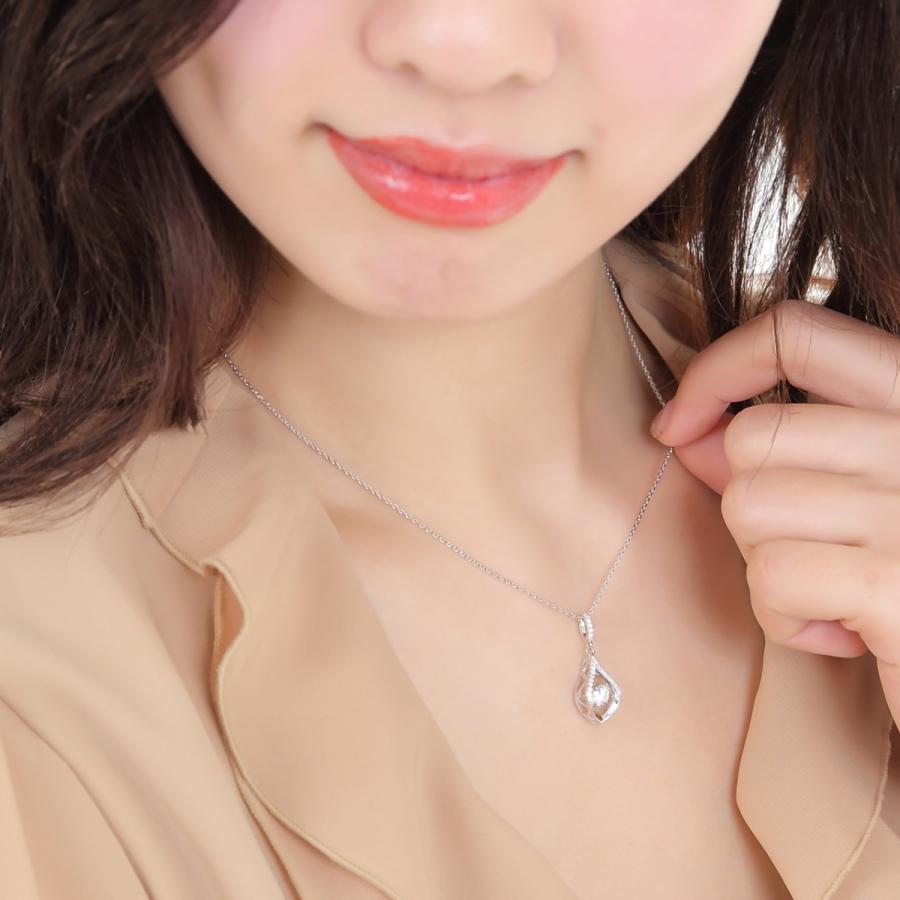 入手困難 美品 ジルコニア&スワロフスキークリスタルペンダント&チェーン 925 SWAROVSKI（スワロフスキー） ダンシングストーン ネックレス 揺れる