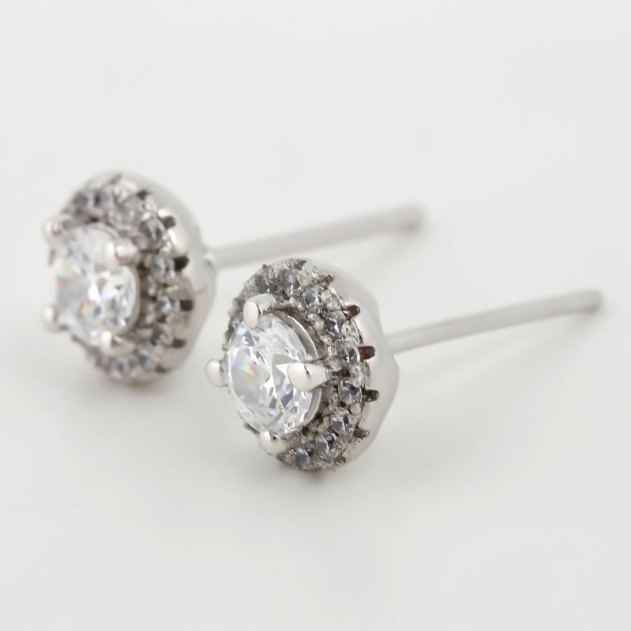 SWAROVSKI ピアス スワロフスキー 一粒 プラチナ ホワイトゴールド CZ 