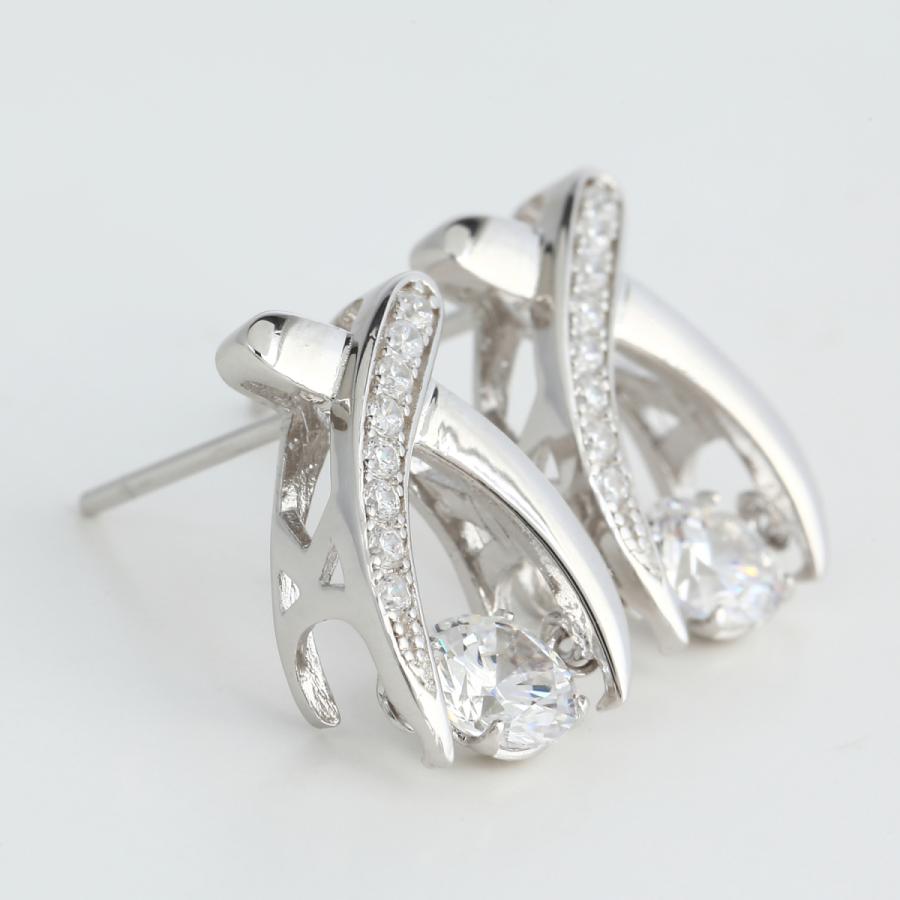 SWAROVSKI ダンシングストーン ピアス 揺れる スワロフスキー