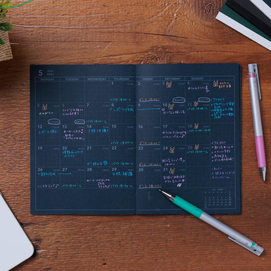 PILOT（パイロット） 手帳 2026 スケジュール帳 2025年12月始まり 月間