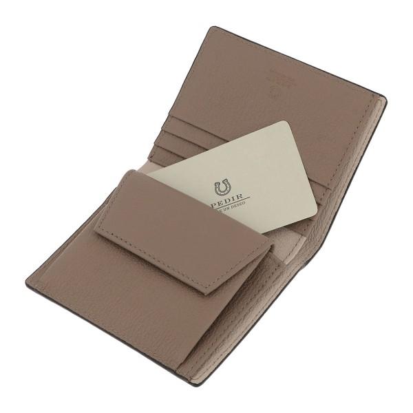 年末特別値下げ！AIGNER 二つ折り財布 ベージュ 　美品　馬の蹄マーク　干支 干支財布】新年は“馬づくし”でスタート。干支が馬、素材も馬、馬ロゴの