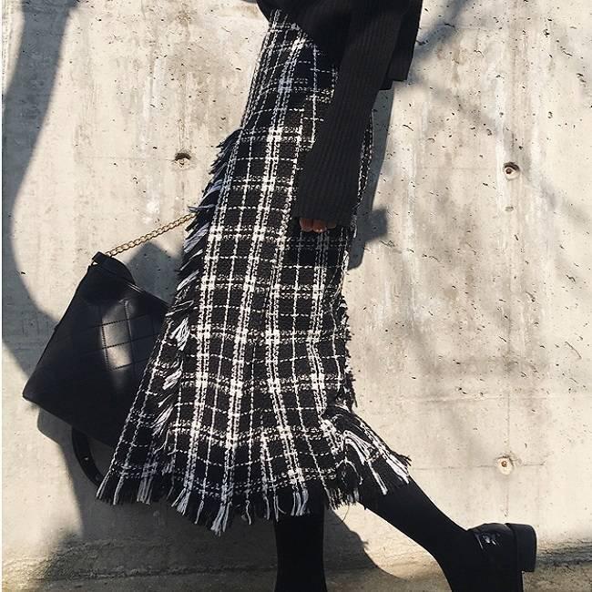 ミモレ丈スカート スカート ツィード調 ミモレ チェック柄 フリンジ フリル 黒 レディース ボトムス スカート 韓国 ファッション 冬 レディース ボトム Db0215 Marmelo Sunnyday 通販 Yahoo ショッピング