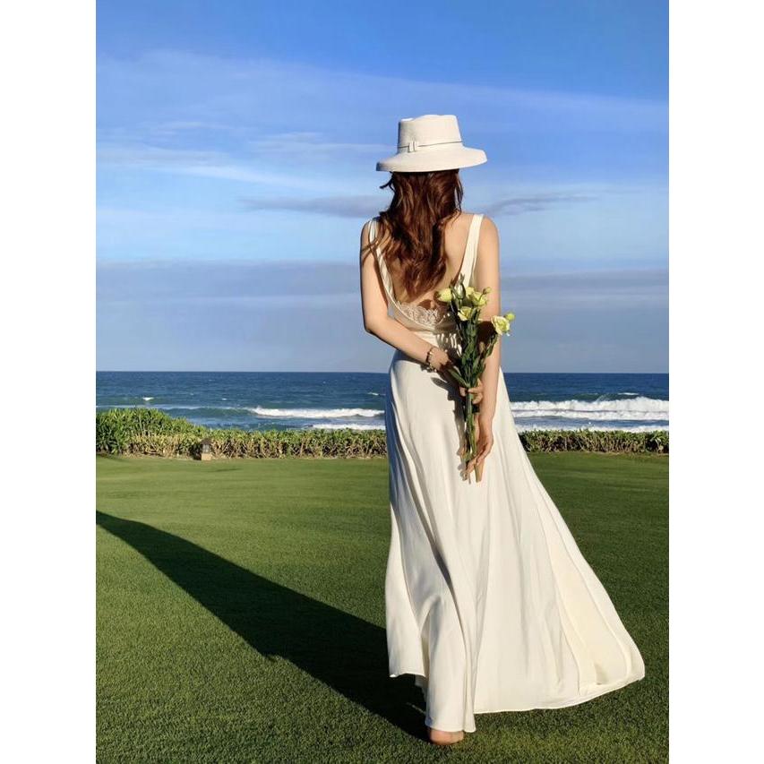 ウェディングドレス 二次会 花嫁ドレス 結婚式 ドレス パーティードレス Aライン ストレート おしゃれ 個性的 かっこいい ナチュラル カジュアル レトロ 袖なし Wd0050 Marmelo Sunnyday 通販 Yahoo ショッピング