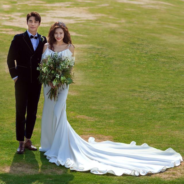 ウェディングドレス 二次会 花嫁ドレス 結婚式 ドレス パーティードレス マーメイド 大人 シンプル おしゃれ きれいめ 袖あり ナチュラル カジュアル レトロ 大 Wd0058 Marmelo Sunnyday 通販 Yahoo ショッピング