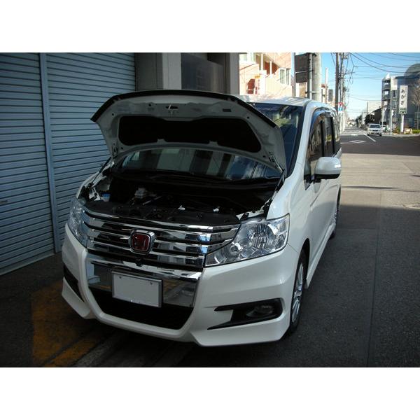 ホンダ：ステップワゴンスパーダ　Zグレード［RK5］ブラックカーボン |  | 02