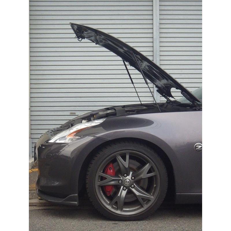 ニッサン：フェアレディZ[Z34]用ボンネットダンパー・シルバーカーボン