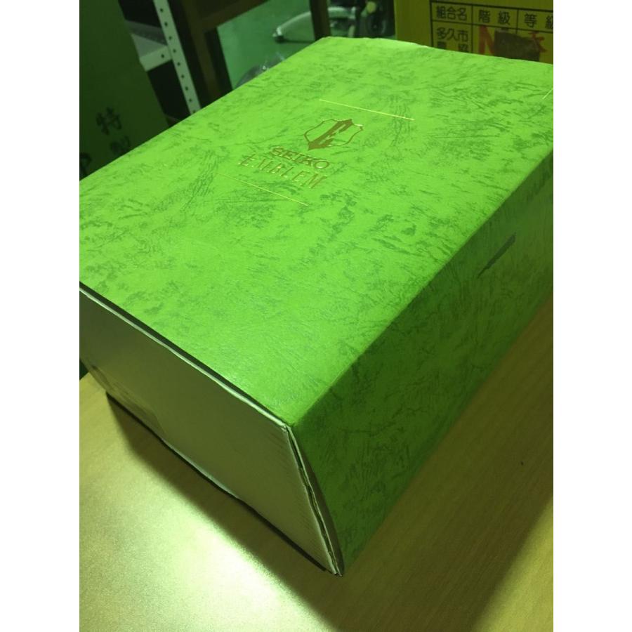 SEIKO セイコー クォーツ クロック 回転飾り付き 置き時計 ゴールド 金色 動作確認済み 取扱説明書付き 未使用 ★0061 B-4 |  | 04