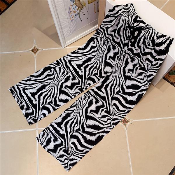 定番 ワイドパンツ レディース ボトムス ガウチョパンツ フェミニン ゆったり ズボン 涼しい ストレート リラックス 接触冷感 絞り染め 着痩せ 送料無料 Lapasmetro Kemenkumham Go Id