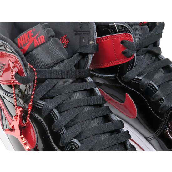 NIKE AIR JORDAN 1 RETRO HIGH OG NIKE AIR JORDAN 1 RETRO HIGH OG