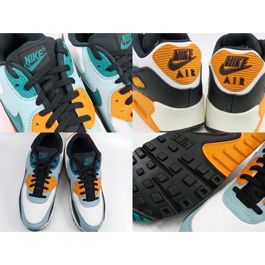 teal colored tennis shoes