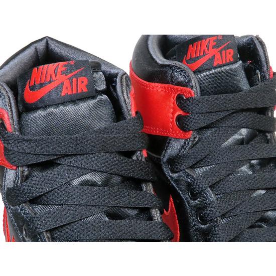NIKE WMNS AIR JORDAN 1 RETRO HI OG NIKE WMNS AIR JORDAN 1 RETRO HI OG