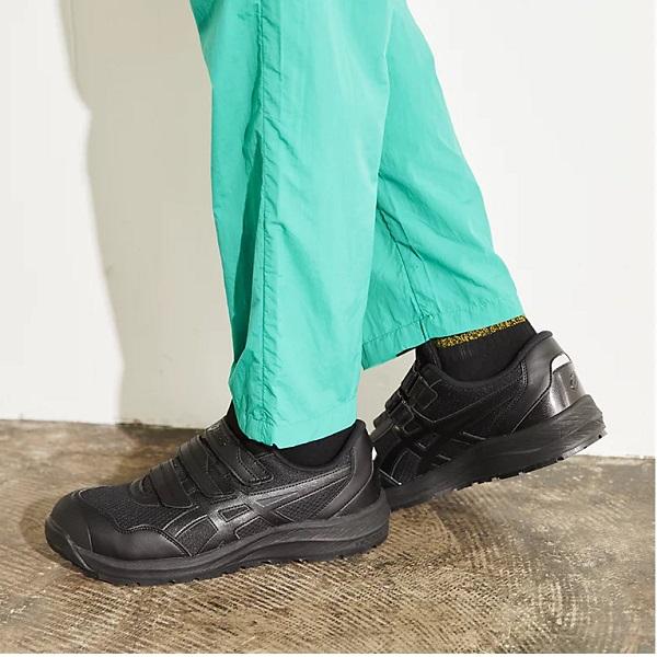 ASICS アシックス ウィンジョブ CP215 001 ブラック×ブラック ASICS アシックス ウィンジョブ CP215 001 ブラック×ブラック