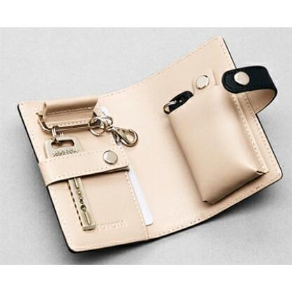 TOYOTA (トヨタ) 純正部品 CAMRY カムリ 【AVV50】 本革キーケース