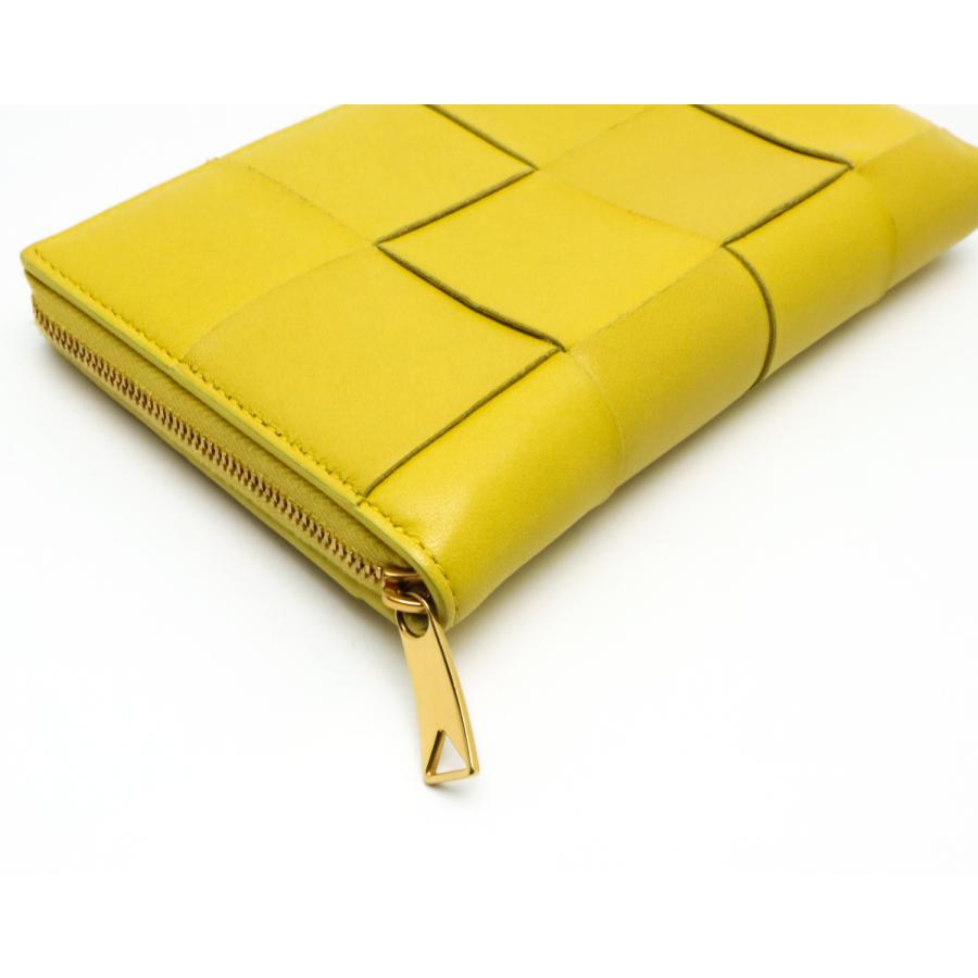 BOTTEGA VENETA（ボッテガ・ヴェネタ） イントレチャート バターカップ