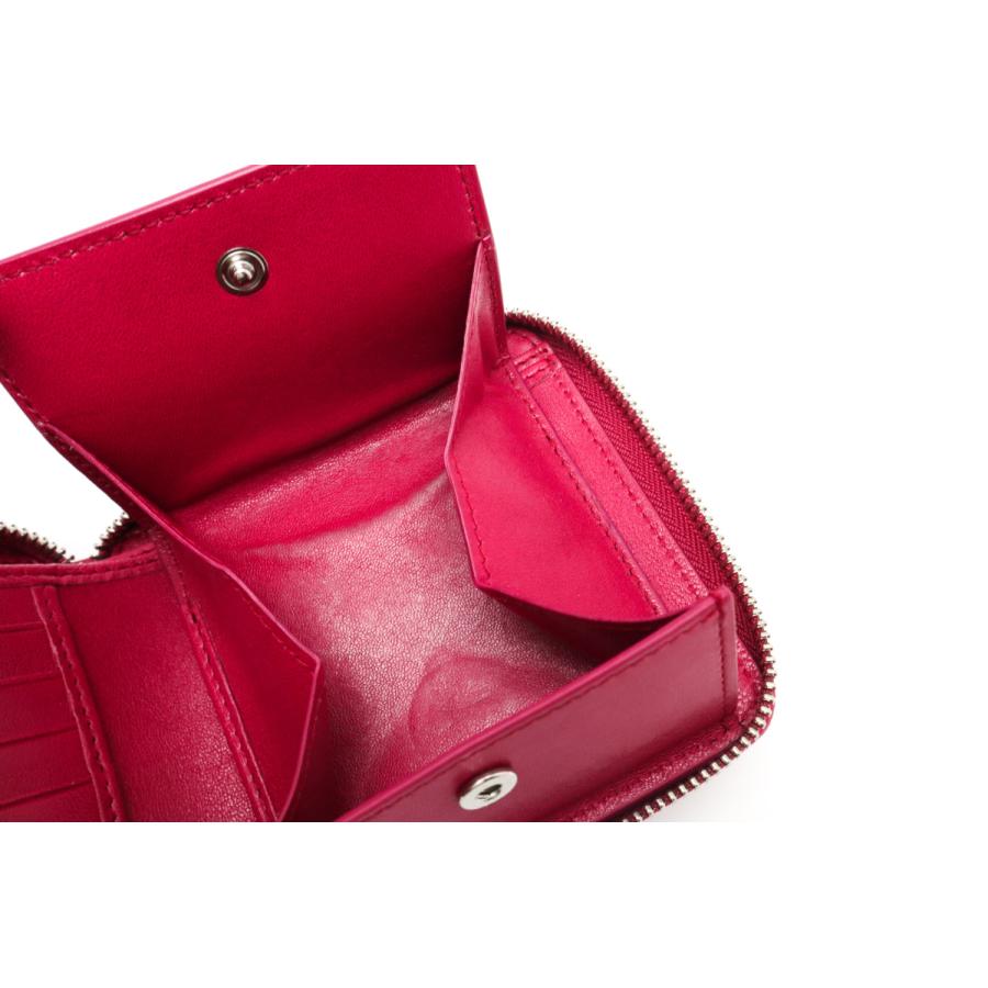 ジミーチュウ　財布　ジップタイプ　jimmy choo コンパクトジップ ウォレット | ブラック エンボス加工レザー