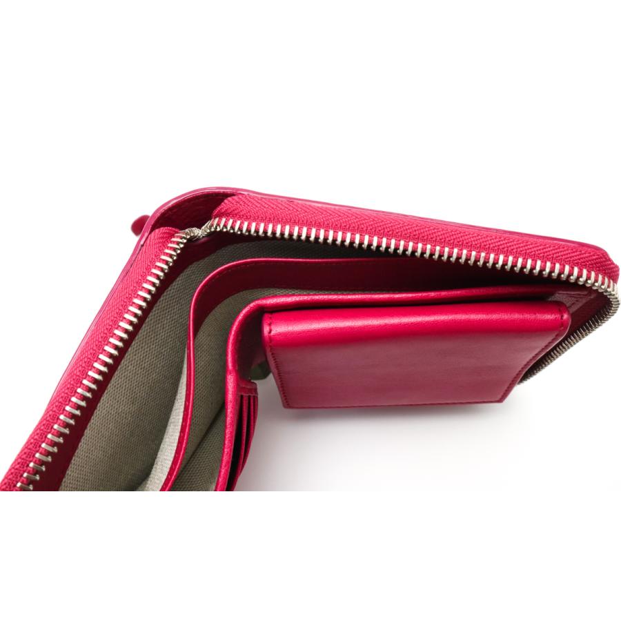 JIMMY CHOO（ジミーチュウ） スタッズ ファスナー付財布 コンパクト
