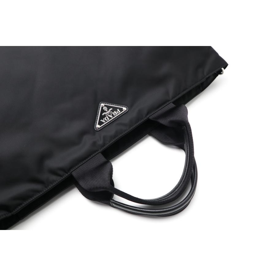 PRADA プラダ パデッド Re Nylon×サフィアーノ トートバック PRADA プラダ パデッド Re Nylon×サフィアーノ トートバック