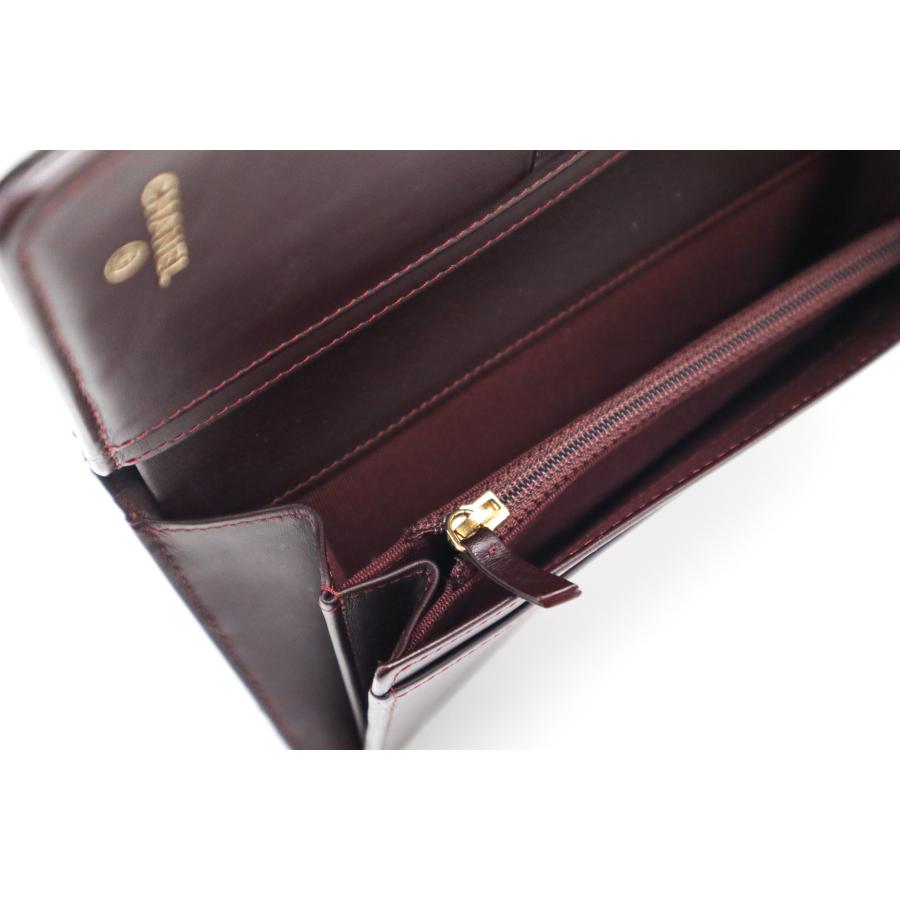 CHANEL シャネル 黒 キャビアスキン マトラッセ ゴールド金具 2 CHANEL シャネル 黒 キャビアスキン マトラッセ ゴールド金具 2