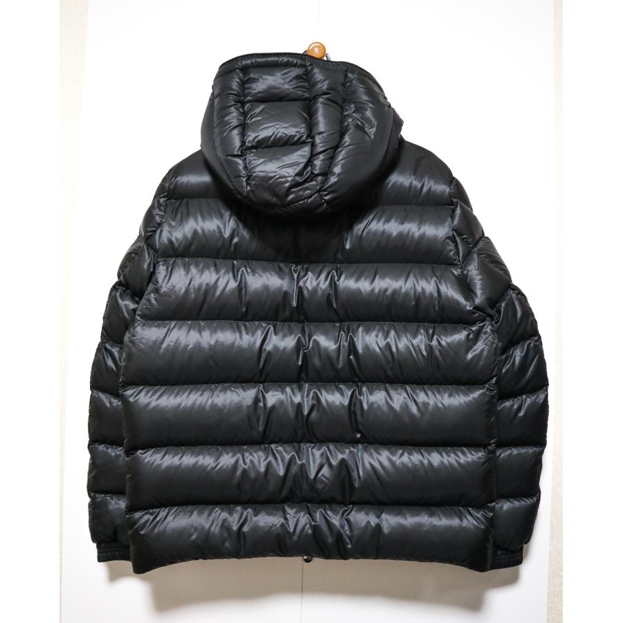 MONCLER モンクレール SASSIERE GIUBBOTTO サッシエール ロゴ MONCLER モンクレール SASSIERE GIUBBOTTO サッシエール ロゴ