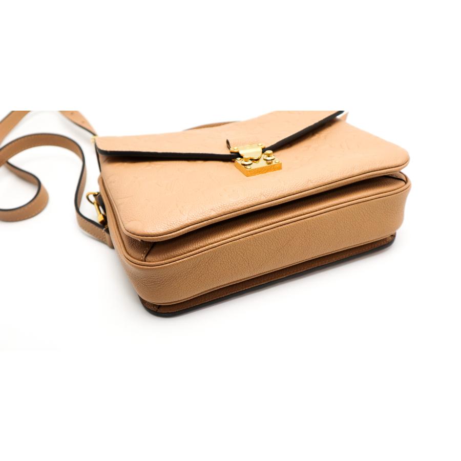 LOUIS VUITTON（ルイ・ヴィトン） モノグラムアンプラント M44881