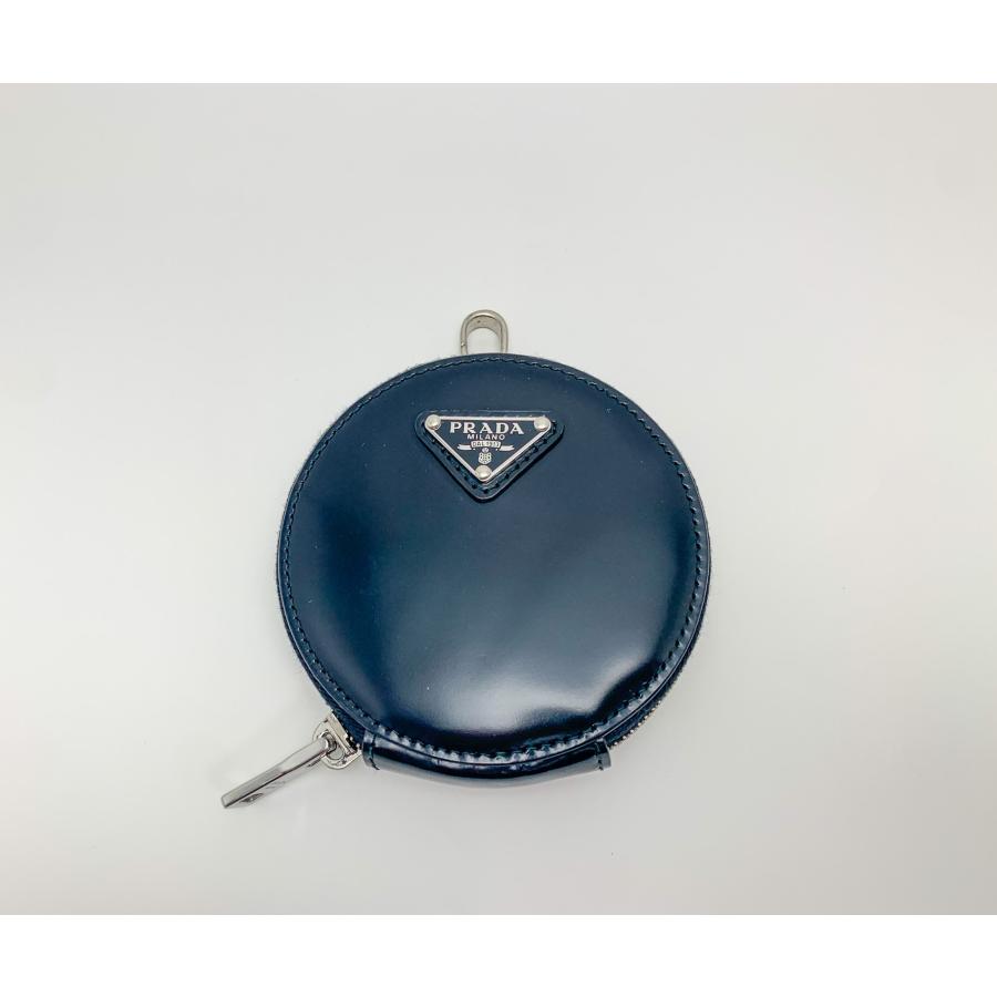 PRADA プラダ トライアングルロゴ ブラック 黒 丸型 コイン