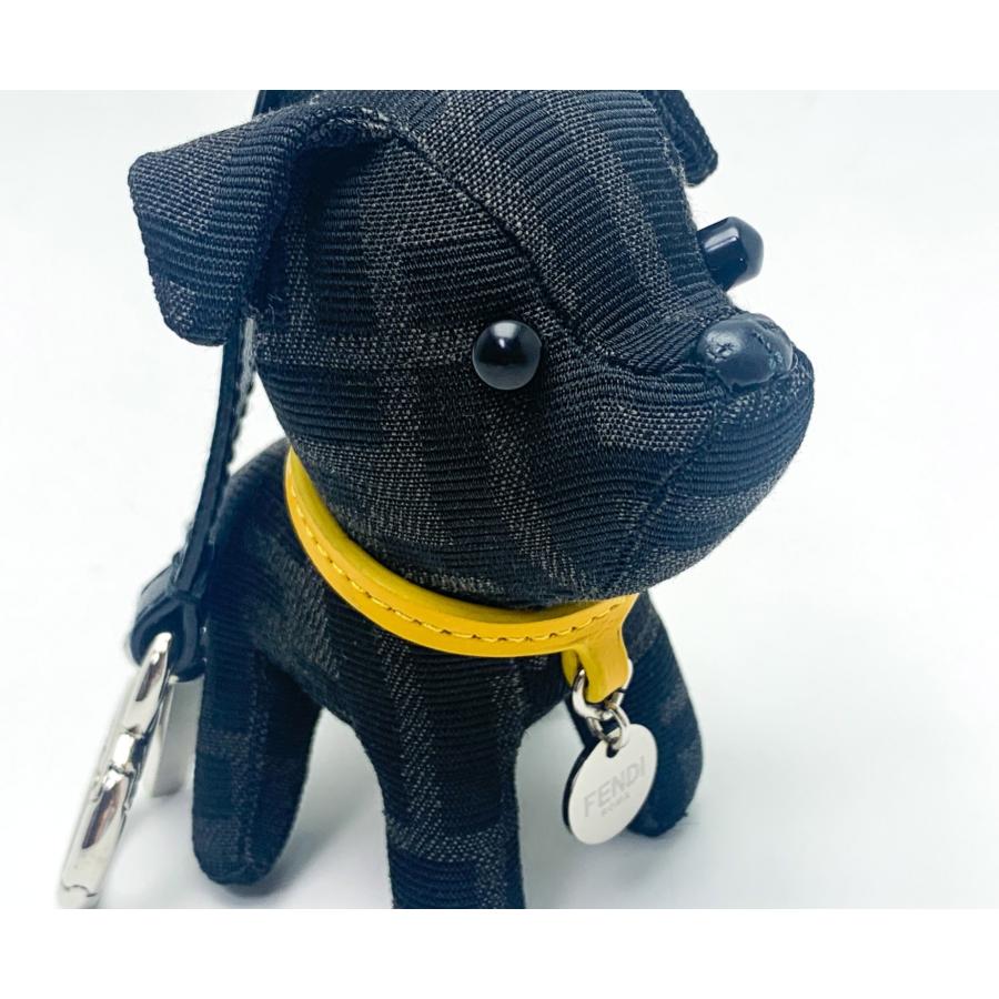 FENDI フェンディ イヌ ドッグ 犬モチーフ FFジャガード ITO