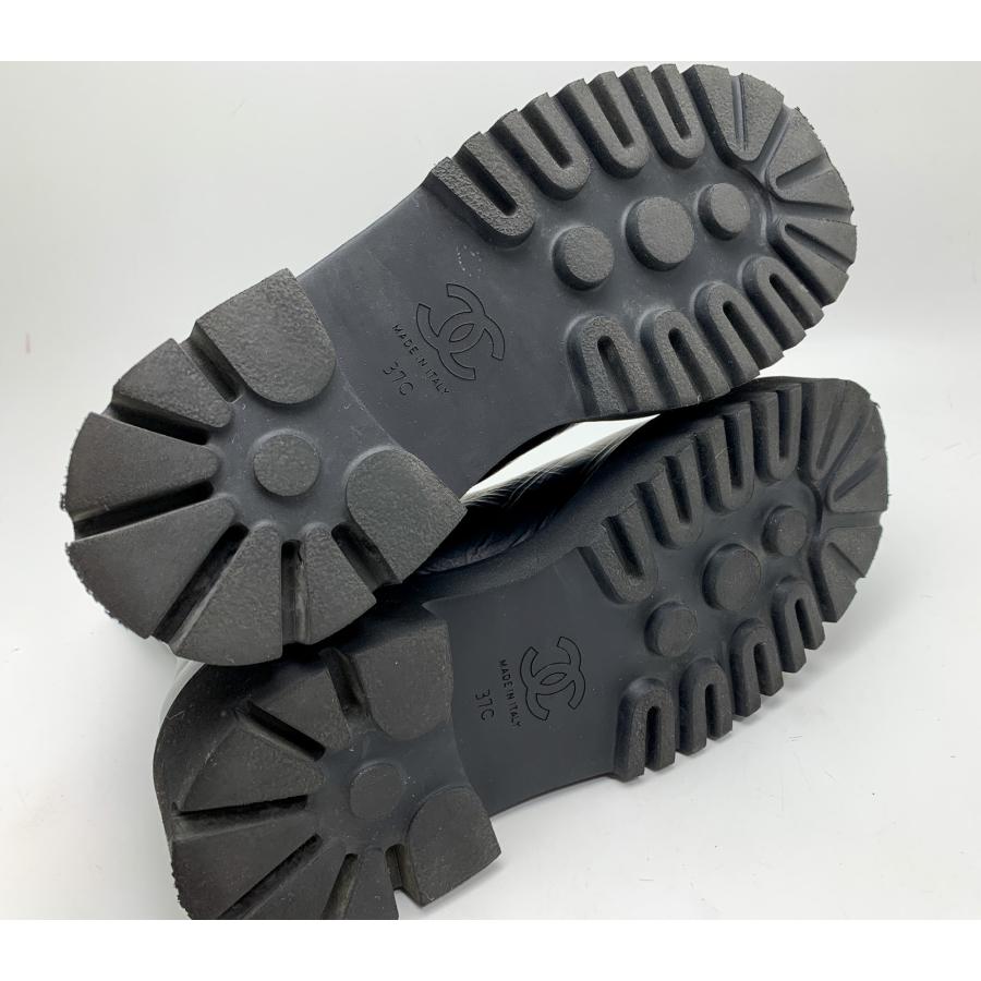 CHANEL　シャネル　マーク入りサイドゴアショートブーツ CHANEL(シャネル) ココマークサイドゴアブーツ G38218 ホワイト