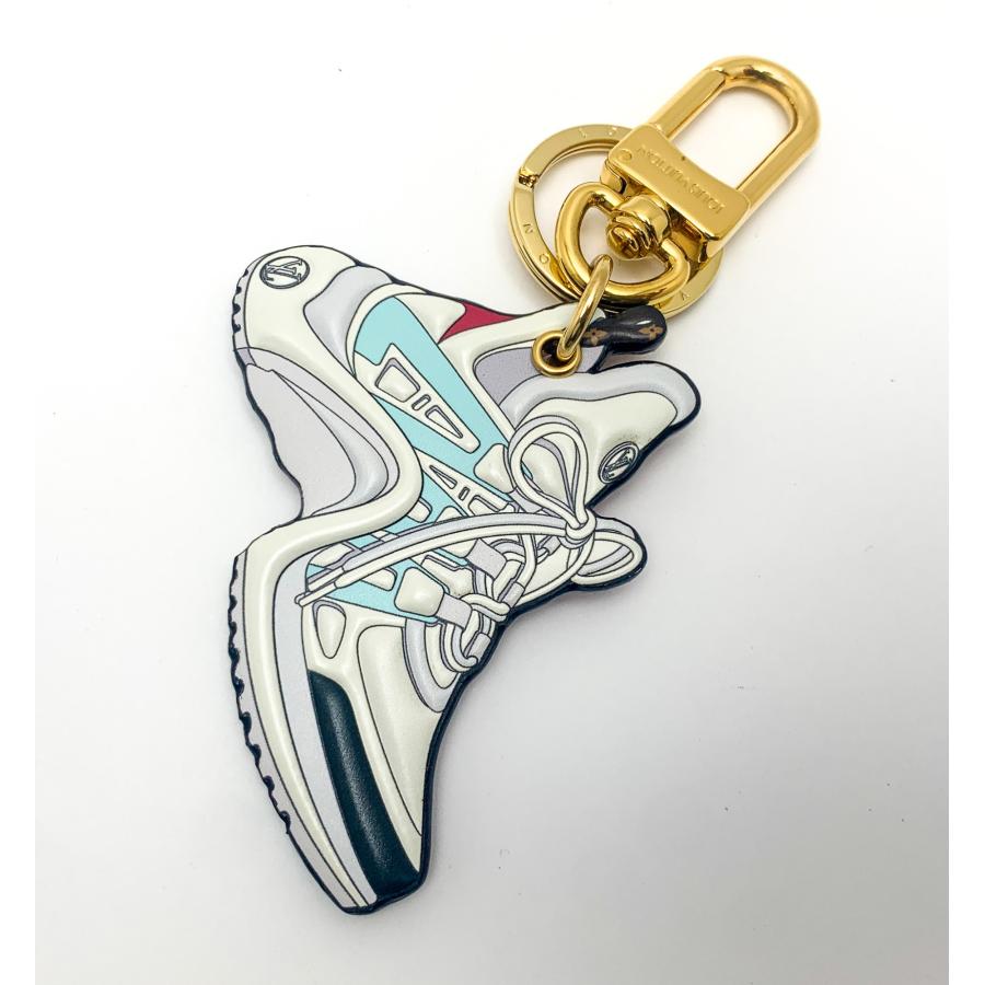 LOUIS VUITTON ルイヴィトン ポルトクレ LVアークライト M69004
