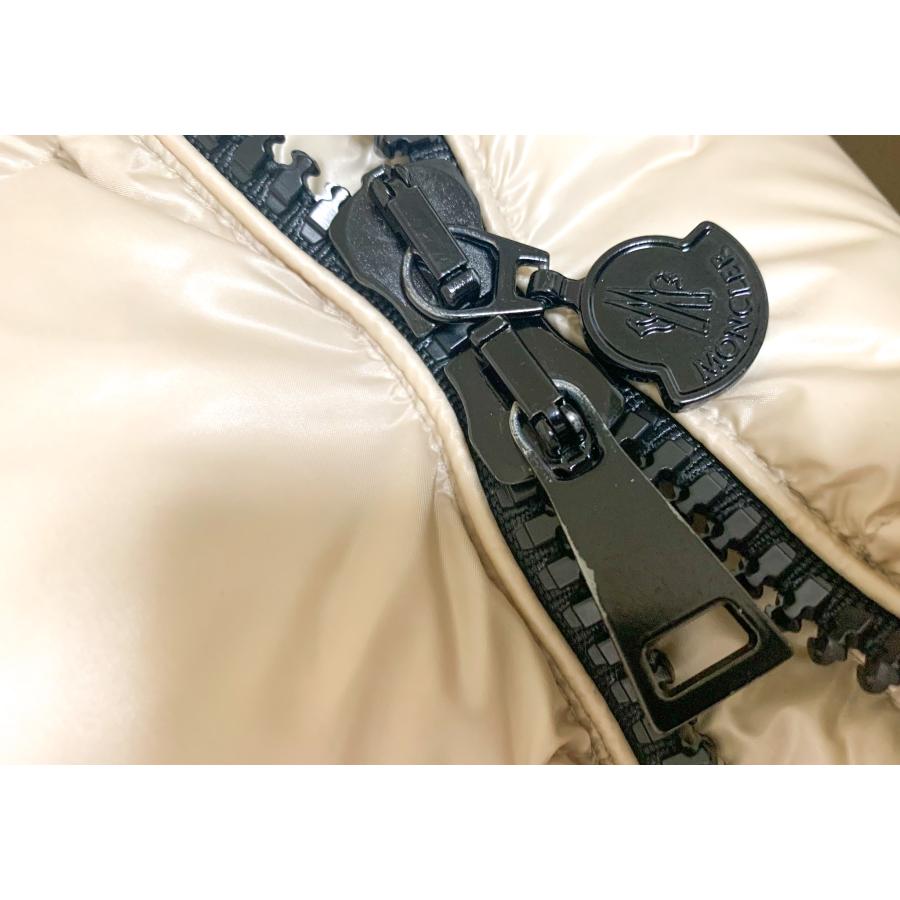 MONCLER モンクレール CHANTILLY GIUBBOTTO ベージュ ダウン MONCLER モンクレール CHANTILLY GIUBBOTTO ベージュ ダウン